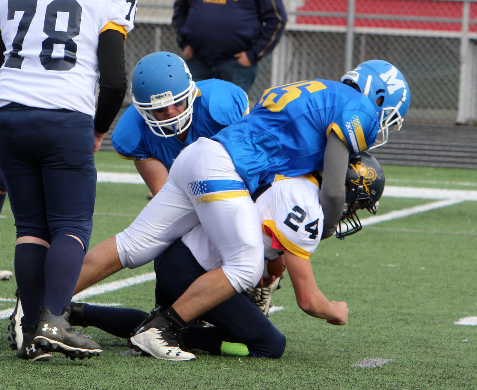 New Auburn at McDonell football 10-3-20